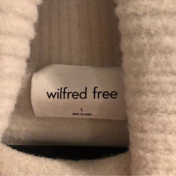 Wilfred Free Hush Knit Cropped Turtleneck - Picture 10 of 10